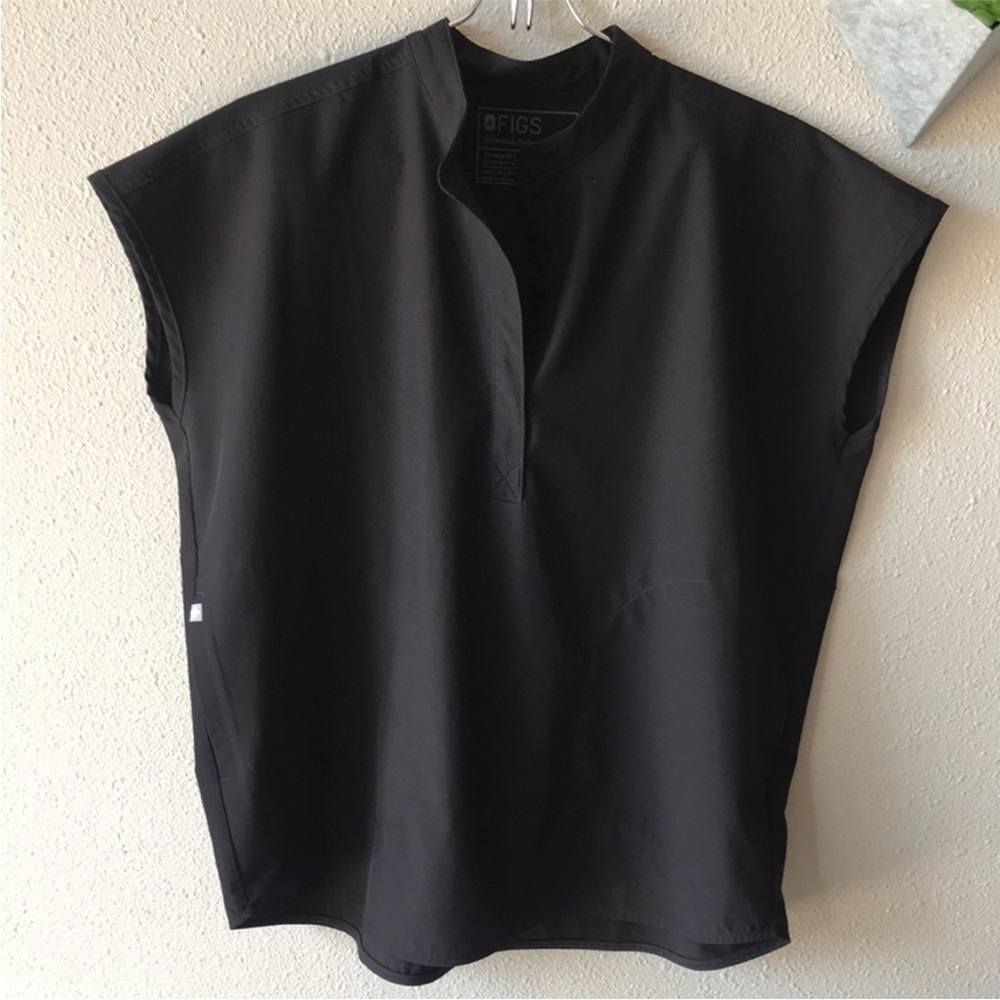 Figs Rafaela black scrub top
